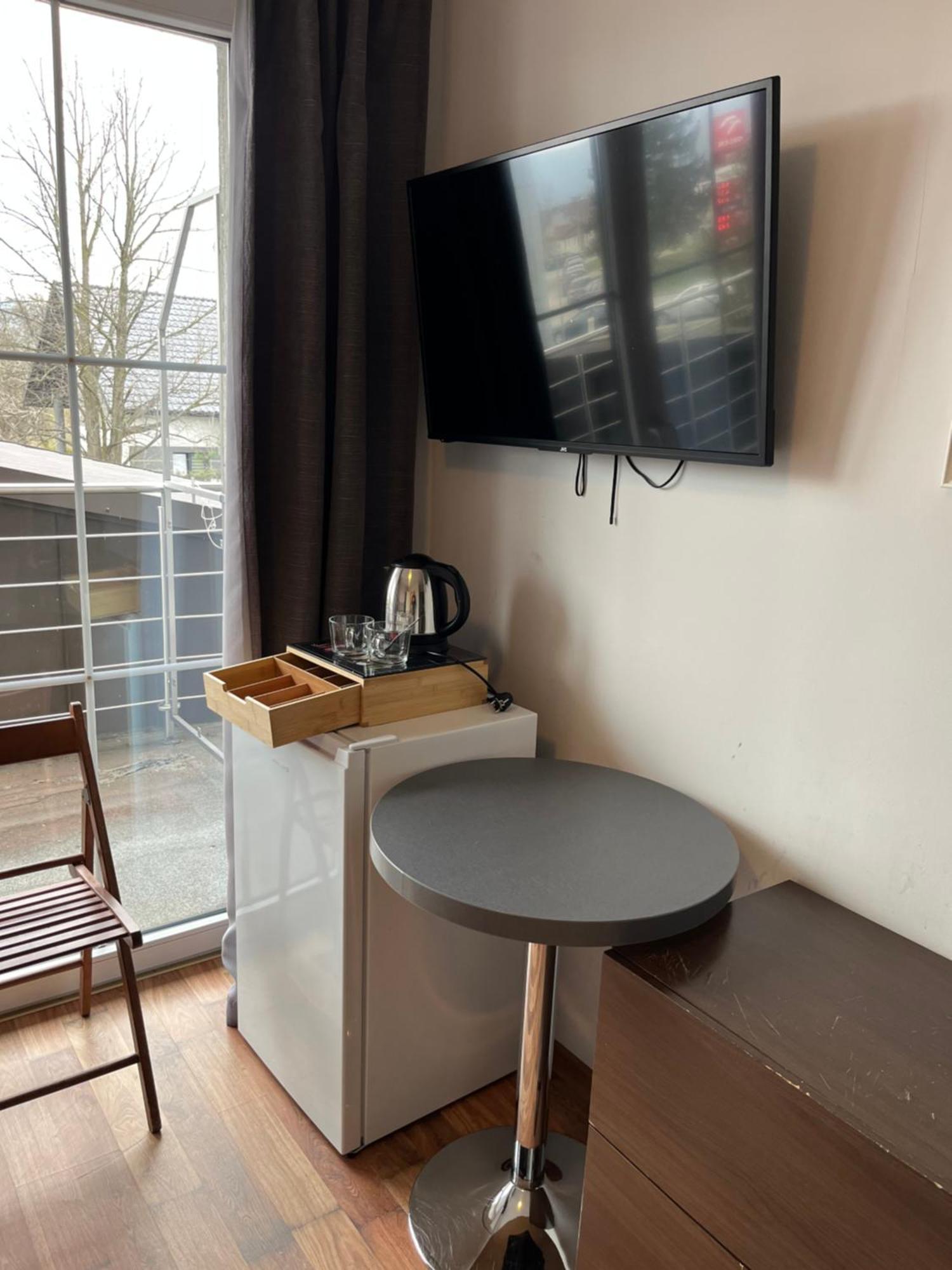 Route 7 Rooms Myślenice Exterior foto